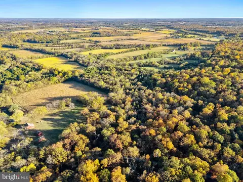 View/Area - 4561 Weston Rd, Warrenton, VA 20187 photo 6 of 8