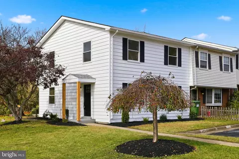 8628 Ashby Ct, Marshall, VA 20115