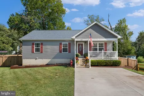 221 Linden St, Warrenton, VA 20186