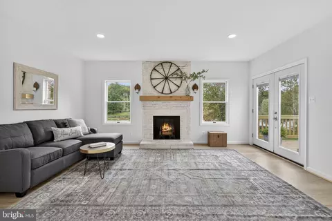 10637 Crest Hill Rd, Marshall, VA 20115 photo 15