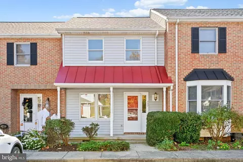 202 Wankoma Dr, Remington, VA 22734