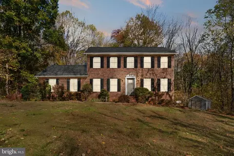 Exterior - 7897 Coffee Pot Hl, Catlett, VA 20119 photo 3 of 7