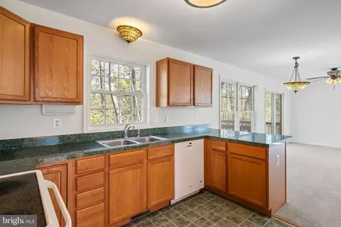 Kitchen - 7897 Coffee Pot Hl, Catlett, VA 20119 photo 2 of 4