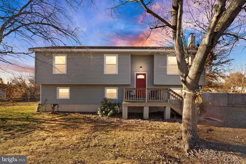 6628 Belfrys Ct W, Bealeton, VA 22712