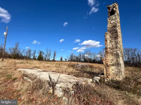 7035 Leeds Mnr, Marshall, VA 20115 photo 14