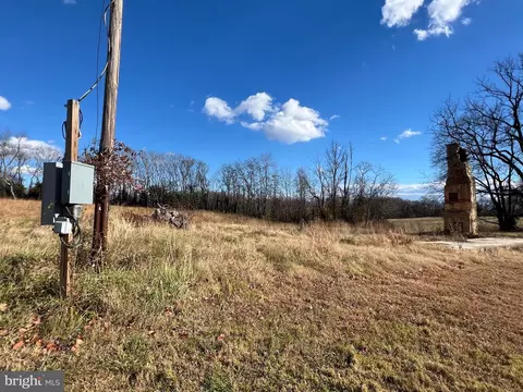 7035 Leeds Mnr, Marshall, VA 20115 photo 15