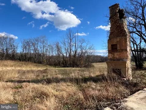 7035 Leeds Mnr, Marshall, VA 20115 photo 13
