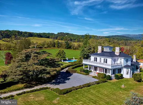 1610 Delaplane Grade Rd, Upperville, VA 20184