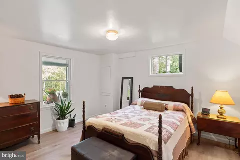 Bedroom - 7127 Wilson Rd, Marshall, VA 20115 photo 2 of 3