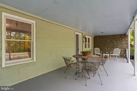 Exterior - 7127 Wilson Rd, Marshall, VA 20115 photo 14 of 14