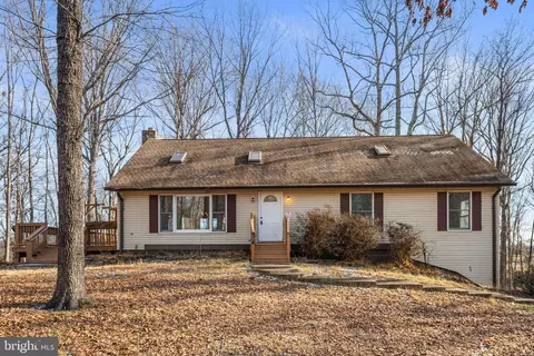 6727 Bull Moose Ct, Marshall, VA 20115