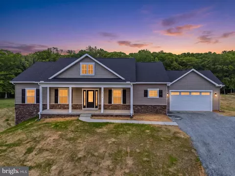 8014 Sherbeyn Rd, Bealeton, VA 22712