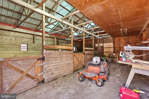 6127 Beverleys Mill Rd, Broad Run, VA 20137 photo 25