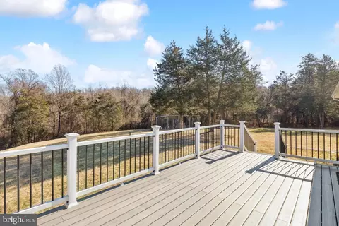 6127 Beverleys Mill Rd, Broad Run, VA 20137 photo 4