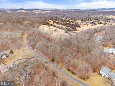 6030 Snow Mountain Rd, Broad Run, VA 20137 photo 3