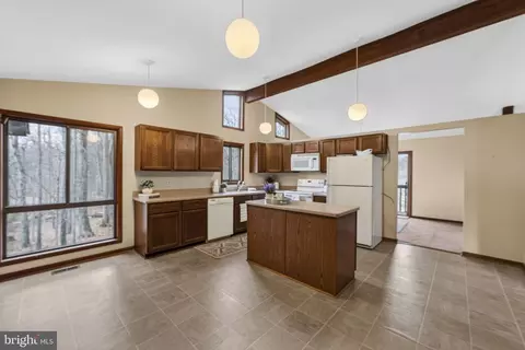 6030 Snow Mountain Rd, Broad Run, VA 20137 photo 16