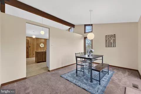 6030 Snow Mountain Rd, Broad Run, VA 20137 photo 11