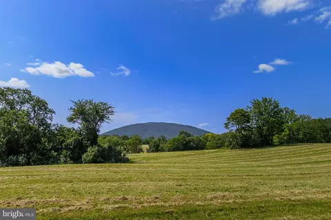 Clarendon Farm Drive, Marshall, VA 20115