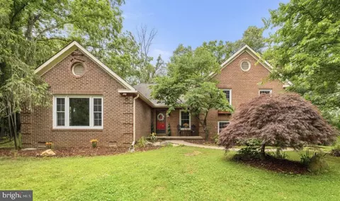 8487 Botha Rd, Warrenton, VA 20186