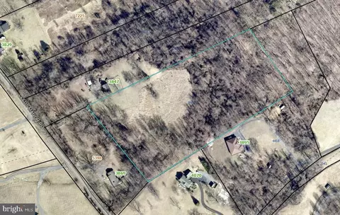 Leeds Manor Road, Marshall, VA 20115