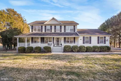 10245 Anchor Ct, Bealeton, VA 22712