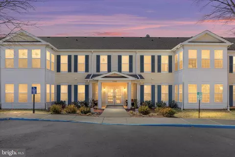 6696 Club House Ln #206, Warrenton, VA 20187