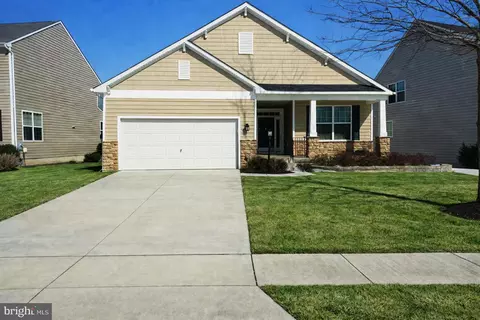 8322 Lucy Ave, Warrenton, VA 20187