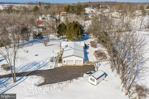 View/Area - 8564 Opal Rd, Warrenton, VA 20186 photo 7 of 10