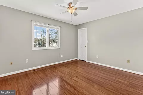 Bedroom - 8564 Opal Rd, Warrenton, VA 20186 photo 3 of 7