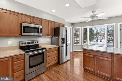 Kitchen - 8564 Opal Rd, Warrenton, VA 20186 photo 3 of 6