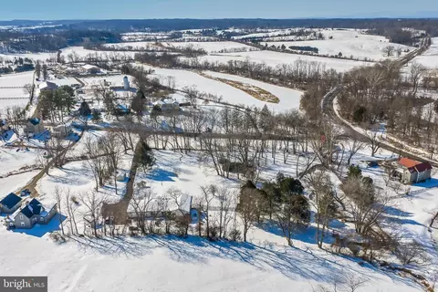 View/Area - 8564 Opal Rd, Warrenton, VA 20186 photo 8 of 10