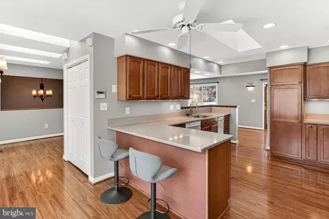 Kitchen - 8564 Opal Rd, Warrenton, VA 20186 photo 4 of 6