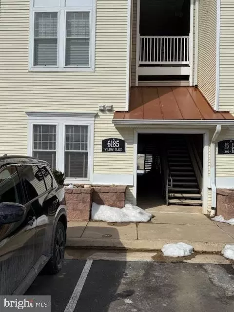 6185 Willow Pl #105, Bealeton, VA 22712
