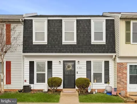 433 Ridge Ct, Warrenton, VA 20186