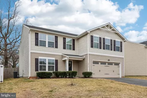 5019 Godwins Landing Dr, Remington, VA 22734