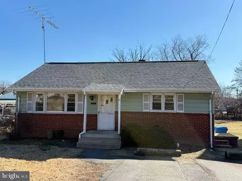 205 N Church St, Remington, VA 22734