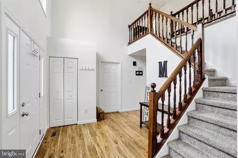 Entry Way - 1503 Grace Estates Dr, Catlett, VA 20119 photo 2 of 9