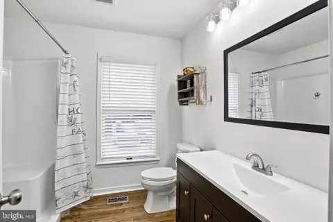 Bath - 1503 Grace Estates Dr, Catlett, VA 20119 photo 1 of 4