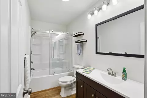 Bath - 1503 Grace Estates Dr, Catlett, VA 20119 photo 4 of 4