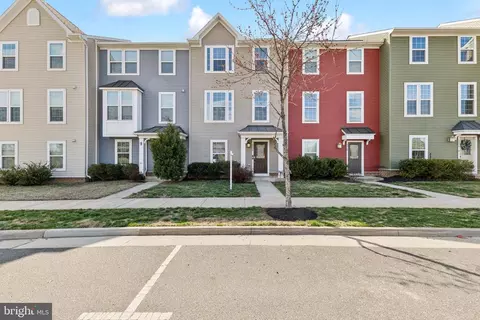 6530 Lafayette Ave, Bealeton, VA 22712