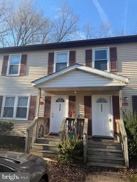 400 W Main St #A-B, Remington, VA 22734
