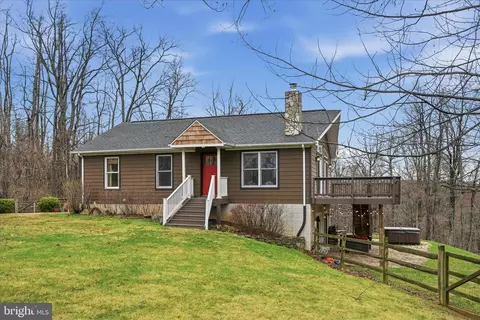 3998 Hidden Valley Ln, Linden, VA 22642