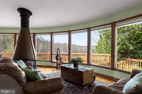 10803 Crest Hill Rd, Marshall, VA 20115 photo 6