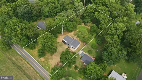 7163 Riley Rd, Warrenton, VA 20187