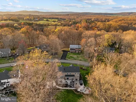 View/Area - 6165 Mint Springs Dr, Warrenton, VA 20187 photo 11 of 11
