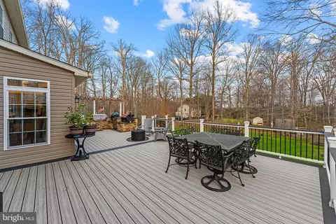 Exterior - 6165 Mint Springs Dr, Warrenton, VA 20187 photo 34 of 39