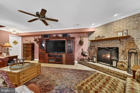 Other - 6165 Mint Springs Dr, Warrenton, VA 20187 photo 19 of 46