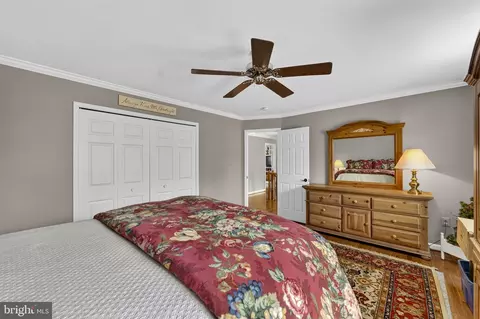 Bedroom - 6165 Mint Springs Dr, Warrenton, VA 20187 photo 7 of 11