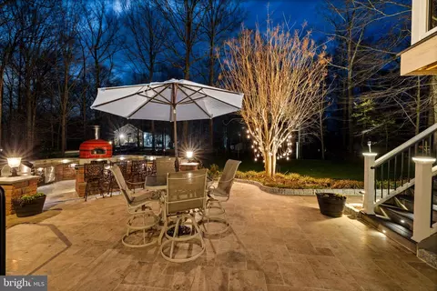 Exterior - 6165 Mint Springs Dr, Warrenton, VA 20187 photo 16 of 39