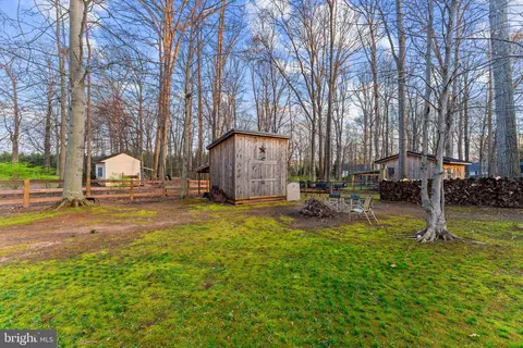 Exterior - 6165 Mint Springs Dr, Warrenton, VA 20187 photo 33 of 39